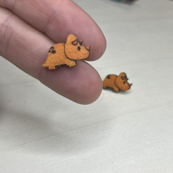 New Handcrafted Handpainted Lightweight triceratops Dinosaur Wood Earrings - Picture 3 of 7